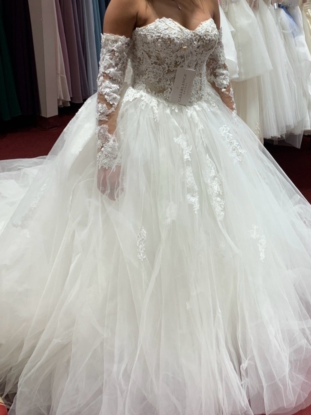 custom made Ivory Off-Shoulder Lace Ball Gown Wedding Dress size 2/4 - Picture 10 of 12